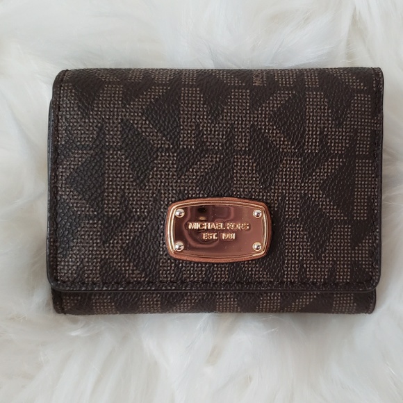 Michael Kors Crossbody and Wallet - Picture 4 of 7
